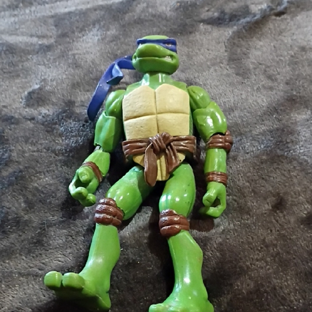 Green Turtle Action Figure with Blue Mask – Kids Play Figure